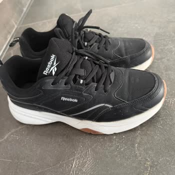 Baloncuk Patlaması Gibi Ses Çıkan Reebok Sneaker’da Değişim Talebim Reddedildi