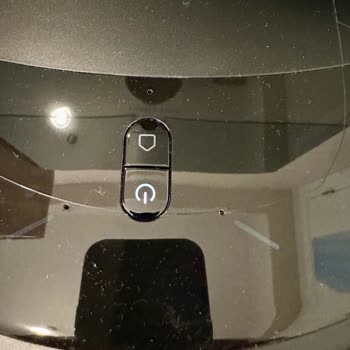 Roborock Robotunun Altına Girerek Üst Kapakları Zarar Vermesi Ve Tazmin Talebi
