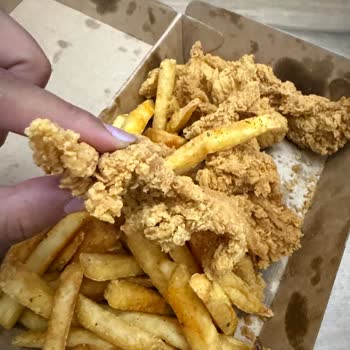 Migros Yemek’ten Bozulmuş Burger Ve Cevapsız İade Talebi