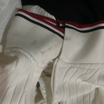 DMK Fashion'dan Gelen T-Shirt'te Siyah Lekeler Ve Kalite Kontrol Eksikliği