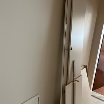 Mamak Şubesinden Gelen Hasarlı Mobilyalar Ve Çözüm Bekleyişi