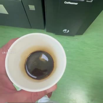Macgal Otomat Kahve Vermedi, Para İademi İstiyorum