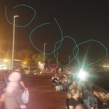İnciraltı Caddesinde Aydınlatma Yok, Engelliler Tehlikede