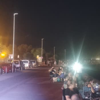 İnciraltı Caddesinde Aydınlatma Yok, Engelliler Tehlikede