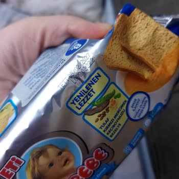 Bebek Ekmek Ürünün İçinde Keskin Yabancı Parça Ve Kargo Ücreti İadesi Şikayeti