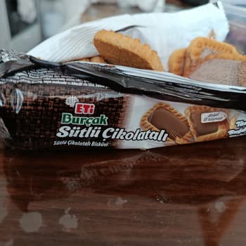 Küflü Bisküvi Çocuk Sağlığını Tehdit Ediyor