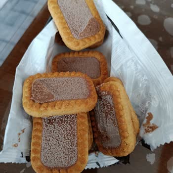 Küflü Bisküvi Çocuk Sağlığını Tehdit Ediyor