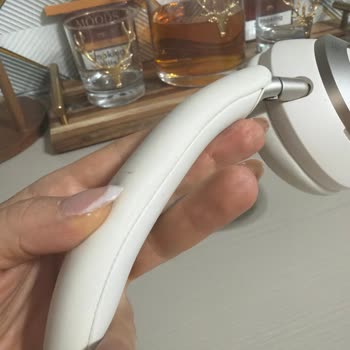 Soundcore Space One Pro Kulaklıkta Kafa Bandı Kırılması Ve Garanti Reddi