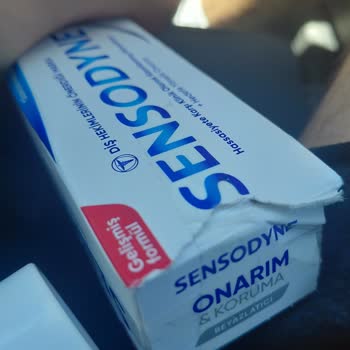 Sensodyne Diş Macunu Sıvı Hale Gelmiş Ve Paket Sorunu