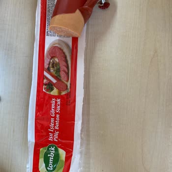 BİM'den Aldığım Tombik Piliç Baton Sucuğunda Kalite Sorunu