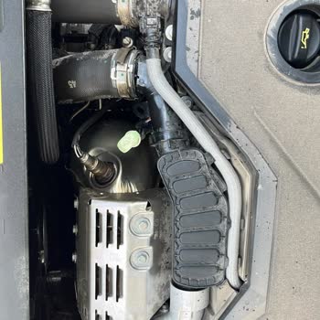 Garanti Kapsamındaki Peugeot 3008’te Motor Yağı Sızdırması Ve Yetkili Servisin İlgisizliği