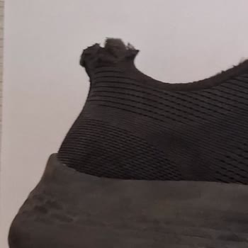 Skechers Çocuk Ayakkabısının 40 Günlük Kullanımda Deforme Olması Ve Değişim Talebi