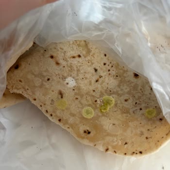 A101 Kadıköy Şubesinde Aykanlar Lavaşında Küf Ve Sağlık Riski