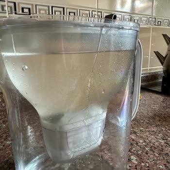 Brita Style XL Sürahimin İç Haznesindeki Çatlak İçin Ücretsiz Değişim Talebi