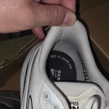 Skechers Max Cushioning Propulsion Ayakkabısının Topuk Astarındaki Yırtılma Üretim Kusuru İddiası
