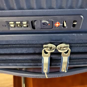 Bagaj Kilidi Kırıldı, İçeriği Karıştırıldı Ve Sunexpress Tazminatı Reddetti