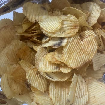 Migros Cipso Patates Cipsinde Yanmış Ve Siyah Cipsler
