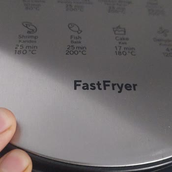 Kumtel Fritözü Paslanan İç Haznesi Ve Sepetiyle Sağlık Tehdidi