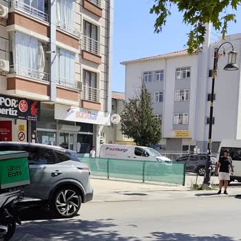 Mesai Saatinde Kargo Kabul Edilmedi Ve Şube Kapalı