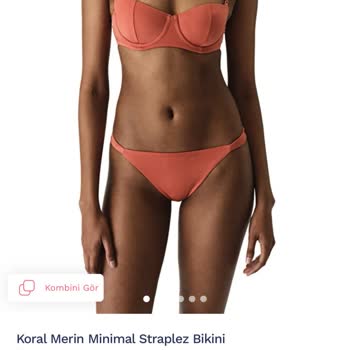 Kısa Sürede Kararan Ve Aşınan Koral Merin Bikini Üstü