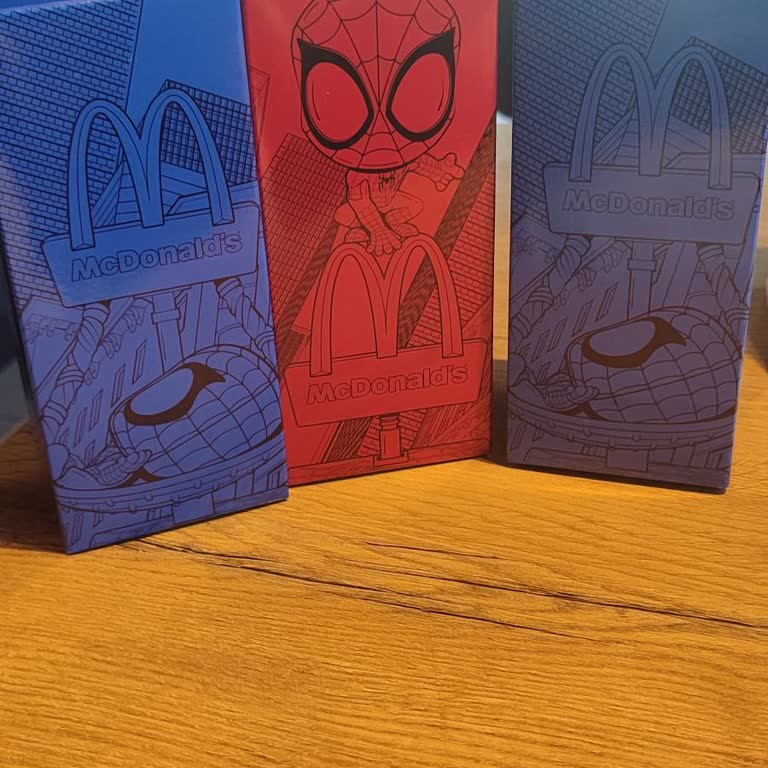 McDonald's Pendik Çarşı Şubesinde Spiderman Oyuncağı Eksik Verildi