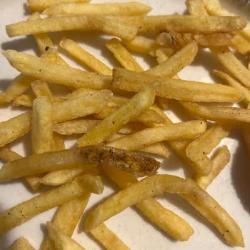 Soğuk Fish Burger Ve Yanık Patatesler Maşukiye Şubesinde Kalite Krizi
