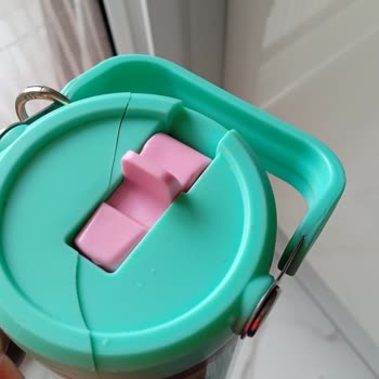 Kapak Kırılan Miniso Barbie Suluk İçin İade Ve Çözüm Talebi