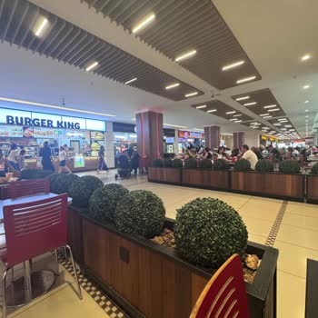 Sefaköy Burger King'de Hijyen Ve Çalışan Disiplini Sorunu
