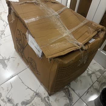Bagi Compact Bebek Arabasının Tak Çıkar Özelliği Olmadığı Ve Hasarlı Kutusu Nedeniyle Değişim Talebi