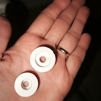 Eksik Ve Kırık Parçalar Nedeniyle Ayakkabılık Montajı Başarısız