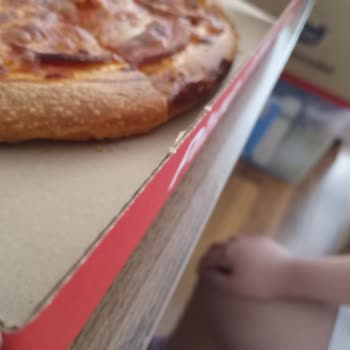 Fazla Pişmiş Ve Yanmış Pizzalar İçin 1500 TL’lik Ödeme Mağduriyeti