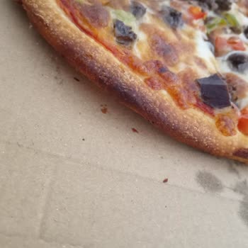 Fazla Pişmiş Ve Yanmış Pizzalar İçin 1500 TL’lik Ödeme Mağduriyeti
