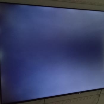 Arçelik 75 İnç Televizyonumda Sürekli Ekran Bozukluğu Ve Servis İlgisizliği