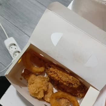 Popeyes Kavaklı’da Eksik Ve Soğuk Sipariş, İade Talebi