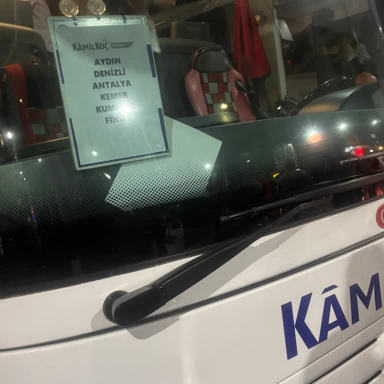 Kamil Koç Muavinin Instagram Üzerinden Yolcuya Özel İletişim Kurması
