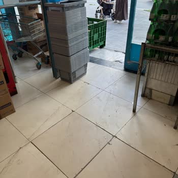 Arnavutköy A101 Şubesinde Klima Ve Hijyen Sorunları