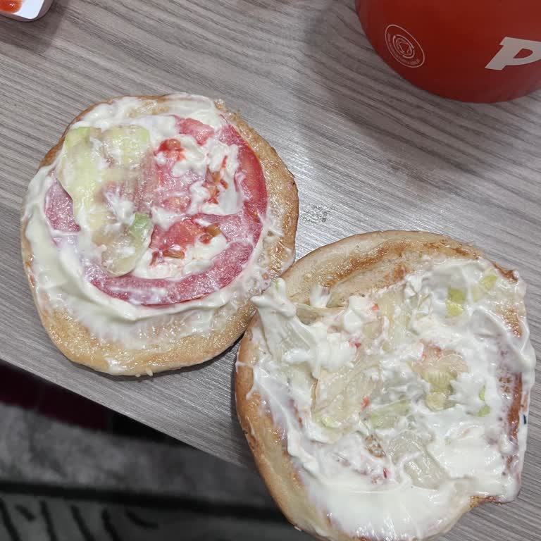 Tavuksuz Hamburger İçin İade Talebi
