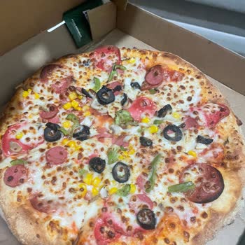 Zeytinli Ve Domatesli Pizza Hatası İçin 900 TL İadesi Talebi