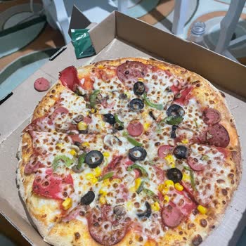 Zeytinli Ve Domatesli Pizza Hatası İçin 900 TL İadesi Talebi