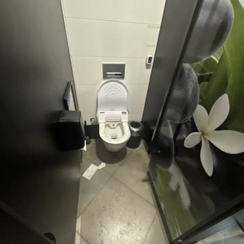 Opet İstasyonunda Kirli Tuvalet Ve Ciddiyetsiz Yanıt