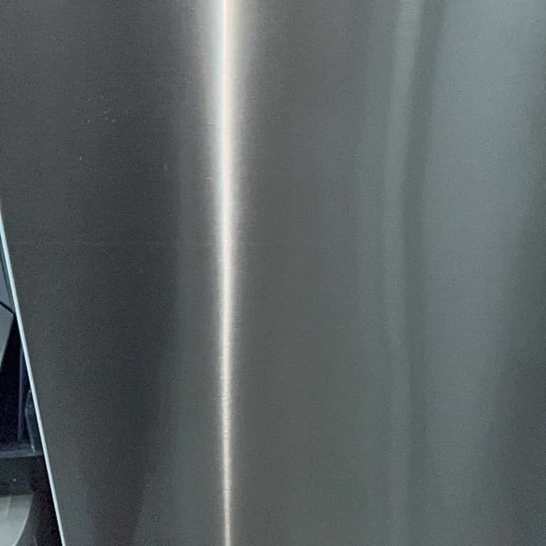 Siemens Buzdolabının Kapağında Çizgiler Belirdi, Garanti Kapsamında Çözüm Bekliyorum