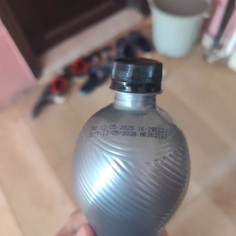 Kasada Personel İhmali Ve Son Kullanma Tarihi Geçmiş Ürün Şikayeti
