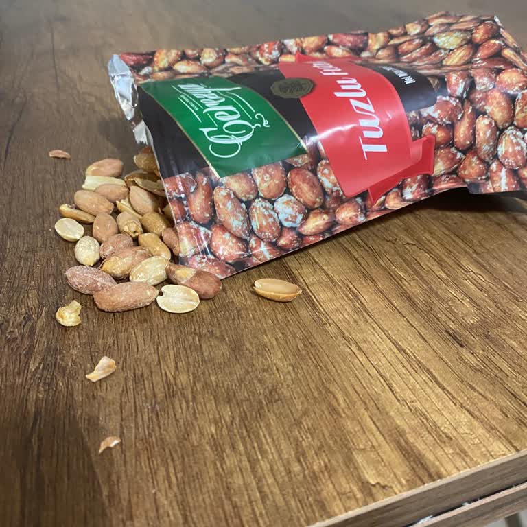 A101 Şubesinde Bayat Fıstık Satışı, İade Reddi Mağduriyeti