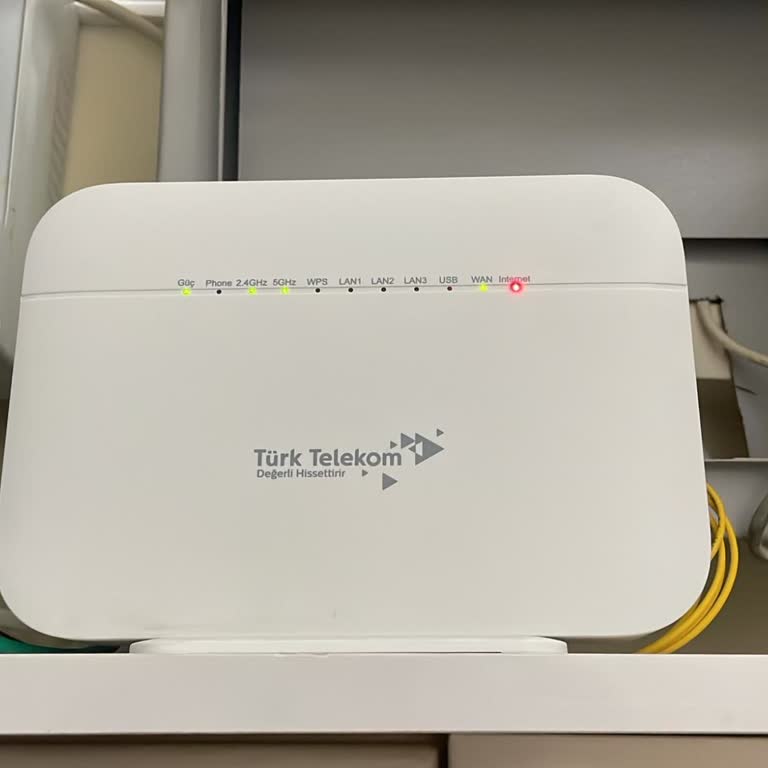İnternet Bağlantısı Çalışmıyor, Müşteri Hizmetlerinden Çözüm Alınamıyor