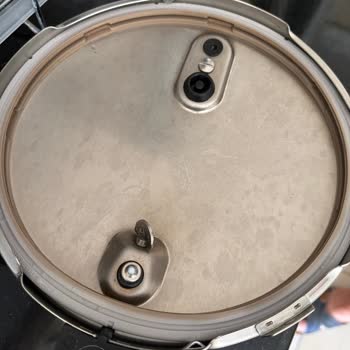 Fissler Vitaquick 6 Litre Düdüklü Tencerenin Orijinal Kapak Lastiği Yedek Parçası Bulunamıyor