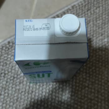 Carrefour'dan Gelen Sütün Son Kullanma Tarihi Geçmiş