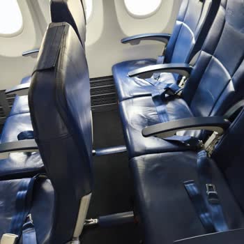 Плохой сервис на рейсе SCAT Airlines : неудобные кресла и отсутствие бесплатной воды
