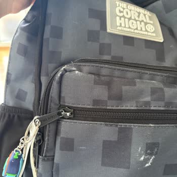 Coral High Çantasında Soyulma Ve Renk Uyumsuzluğu