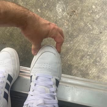 Deichmann'dan Alınan Adidas Ayakkabının Üretim Hatası Ve Değişim Talebi