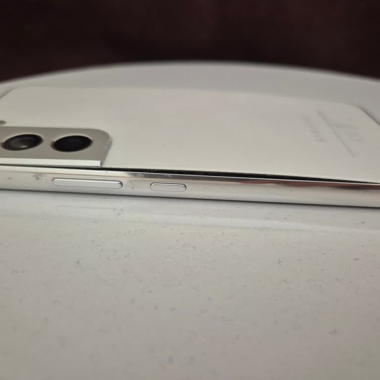 Samsung Galaxy S22 Batarya Şişmesi Ve Hızlı Şarj Sorunu
